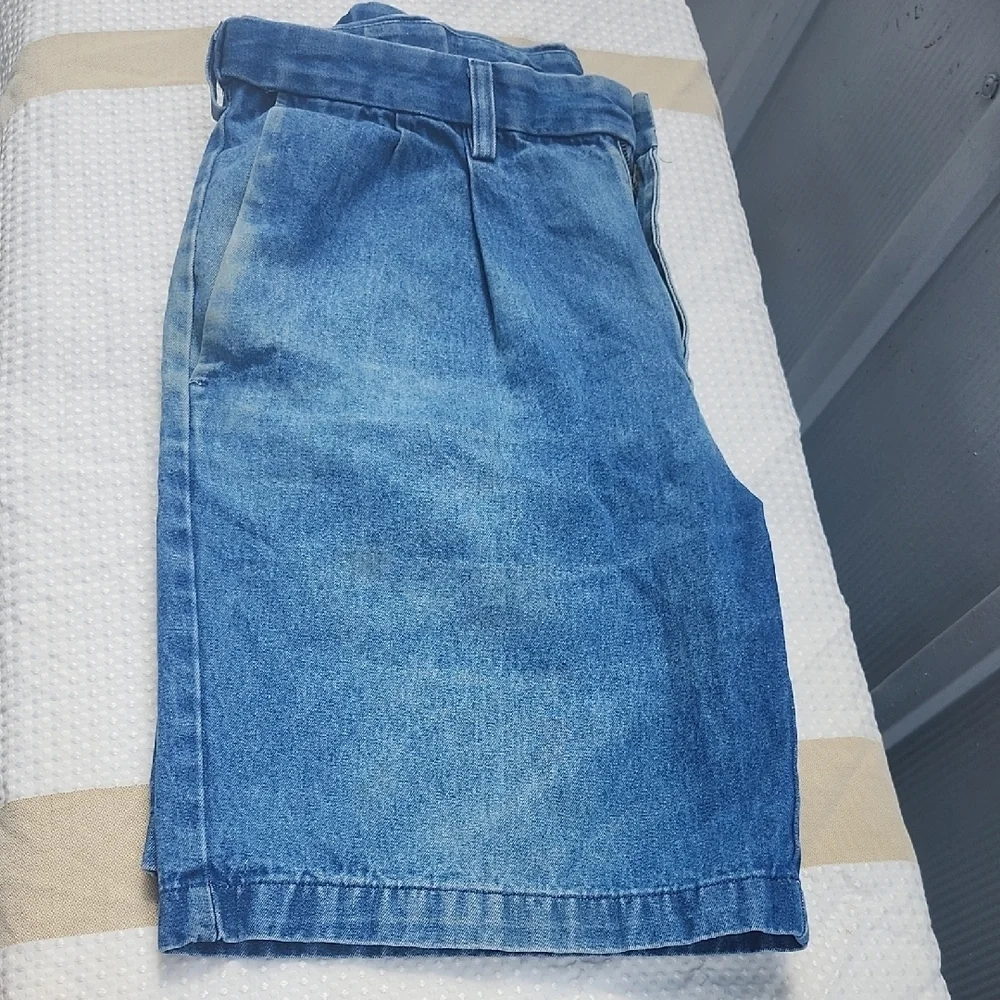 Haggar Blue Jean Vintage Shorts Relaxed Fit Pleated Front